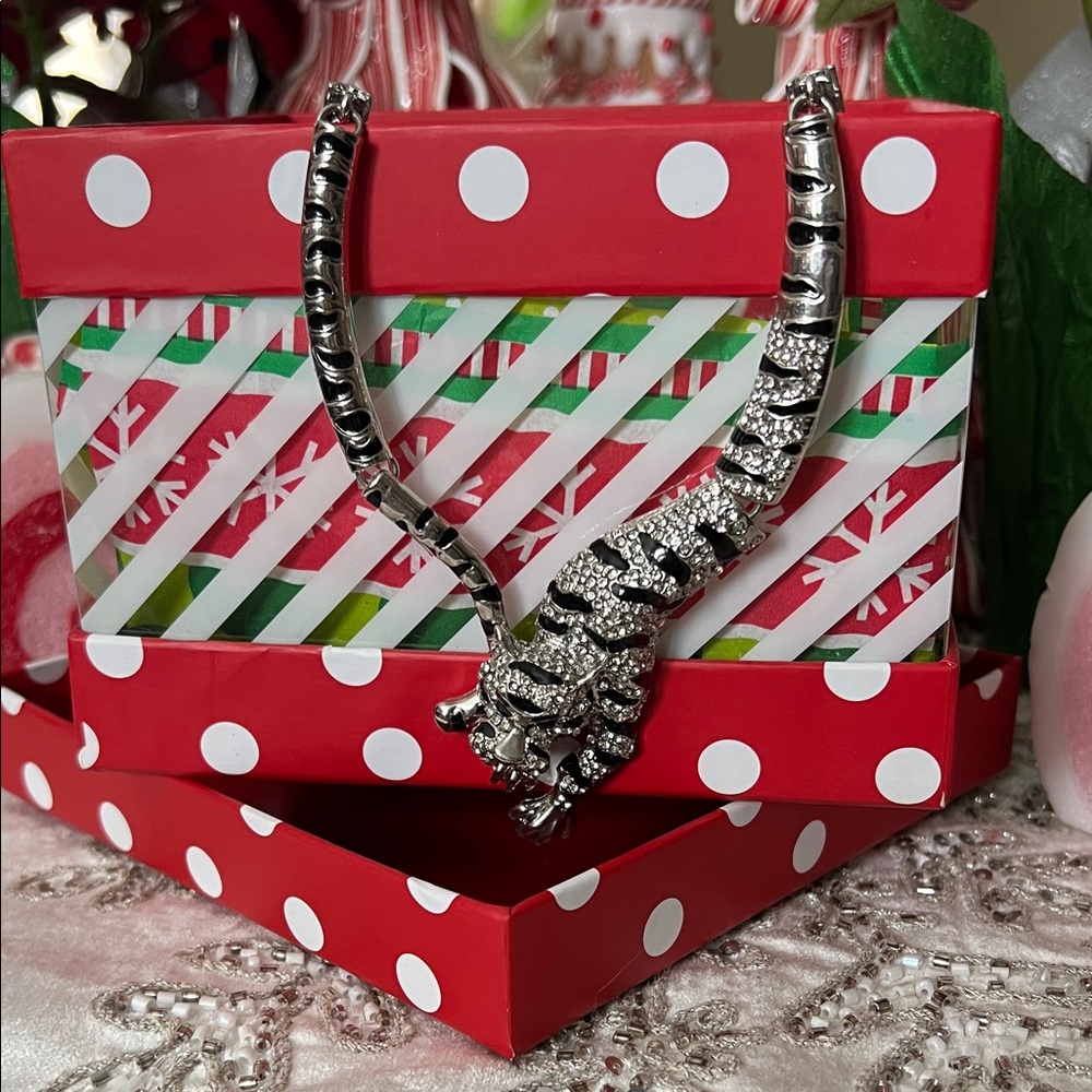 NTW Silver, Rhinestone, Painted Black Jaguar Collar Necklace Nordstrom